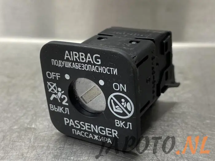 Airbag lock Subaru Trezia