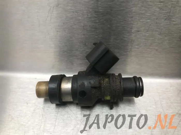 Injector (petrol injection) Subaru Forester