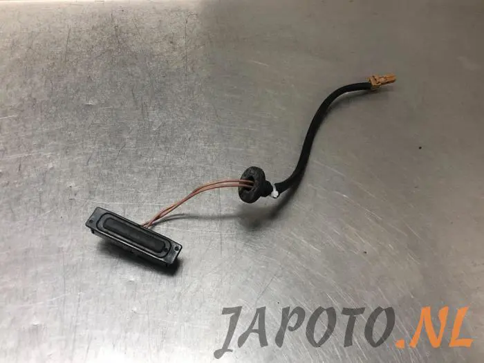 Tailgate switch Toyota GT 86