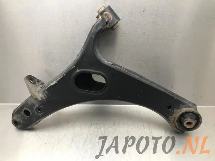 Front lower wishbone, right Subaru Outback