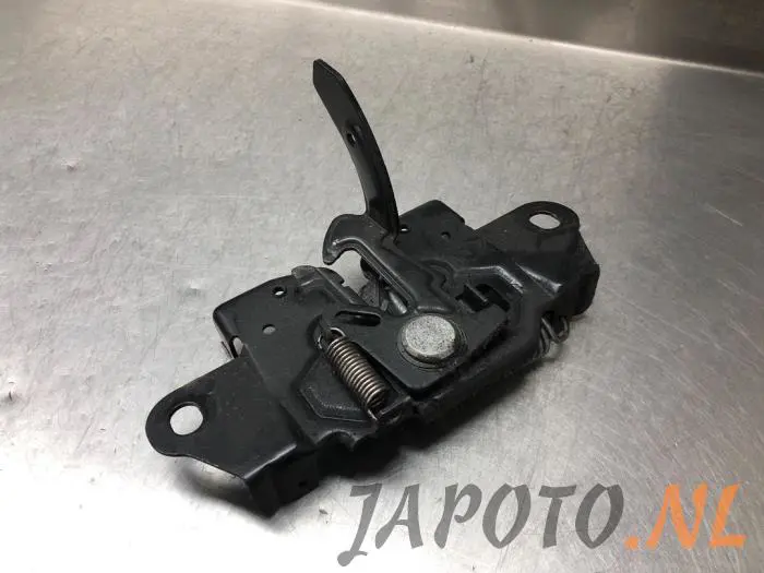Bonnet lock mechanism Mazda MX-5