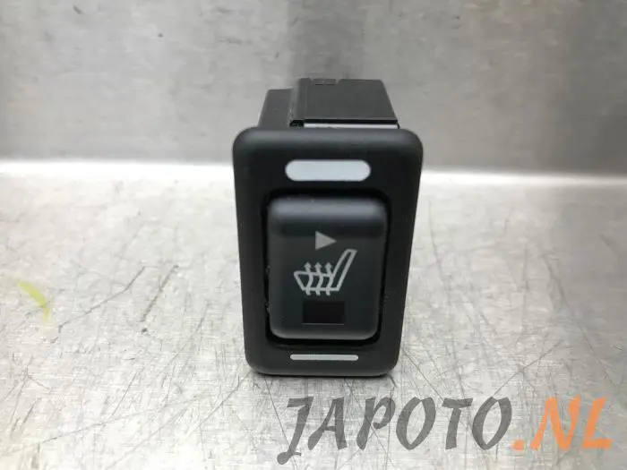 Seat heating switch Toyota GT 86