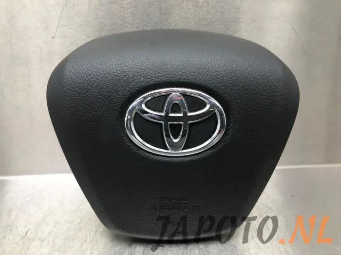 Left airbag (steering wheel) Toyota Verso