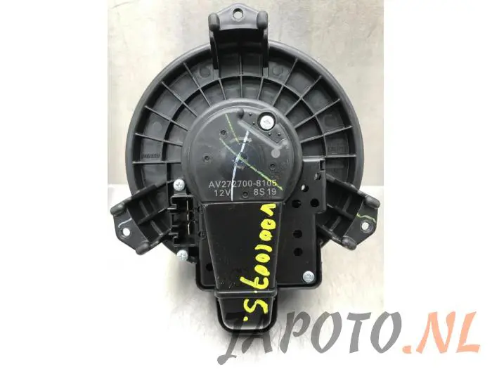 Heating and ventilation fan motor Toyota Verso