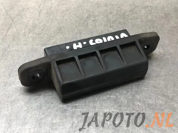 Tailgate switch Toyota Yaris