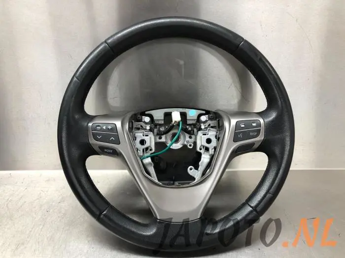 Steering wheel Toyota Avensis