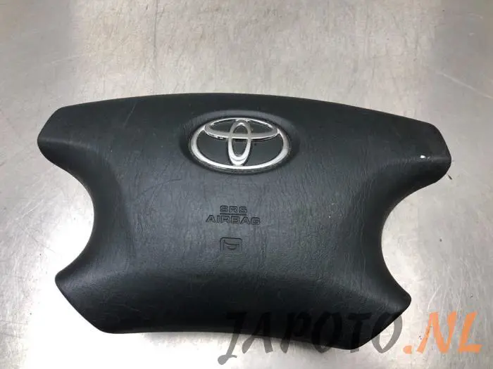 Left airbag (steering wheel) Toyota Camry