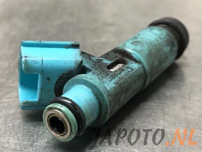 Injector (petrol injection) Toyota Camry