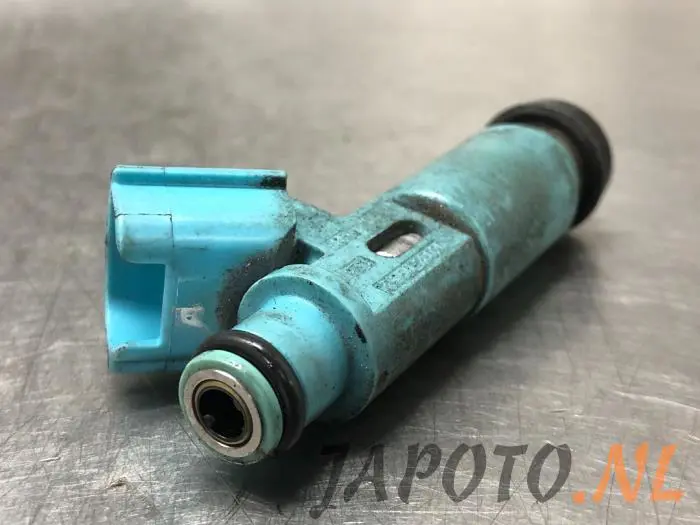 Injector (petrol injection) Toyota Camry