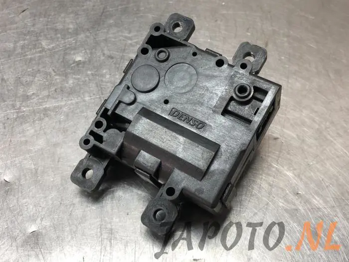 Heater valve motor Toyota Rav-4