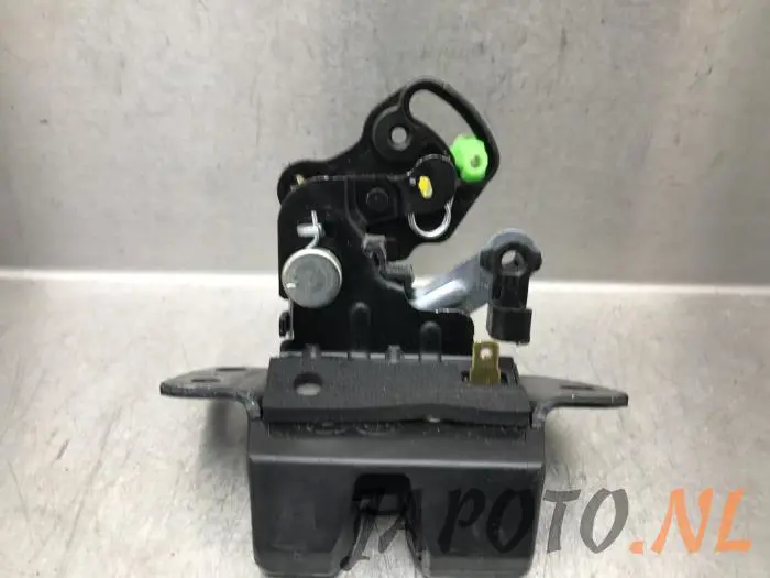 Tailgate lock mechanism Kia Picanto