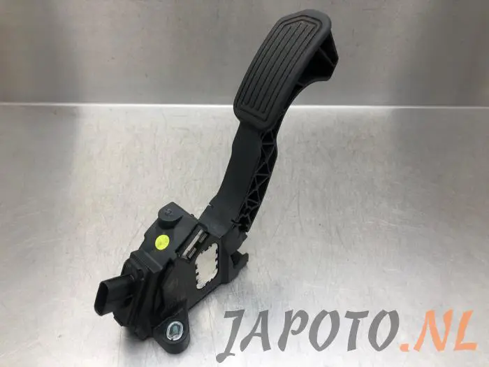 Accelerator pedal Toyota Auris