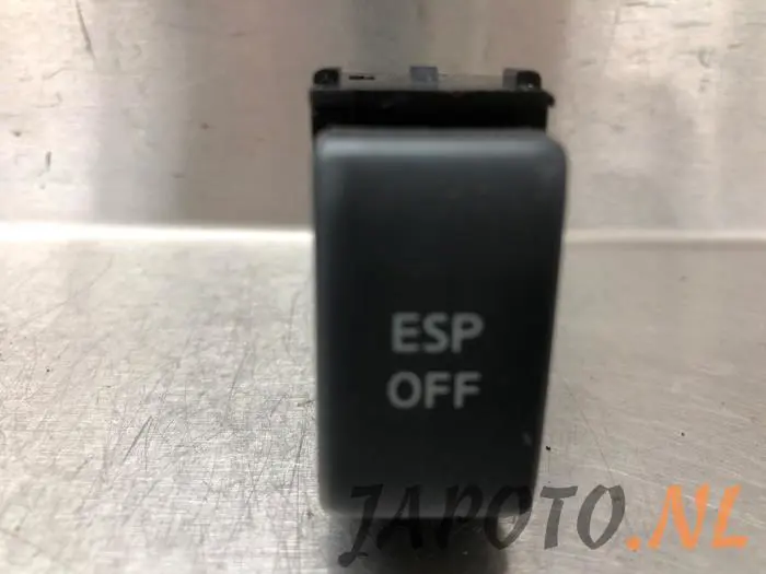 ESP switch Nissan Qashqai+2
