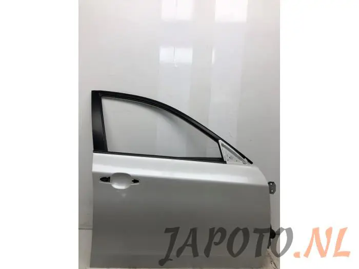 Front door 4-door, right Subaru Impreza