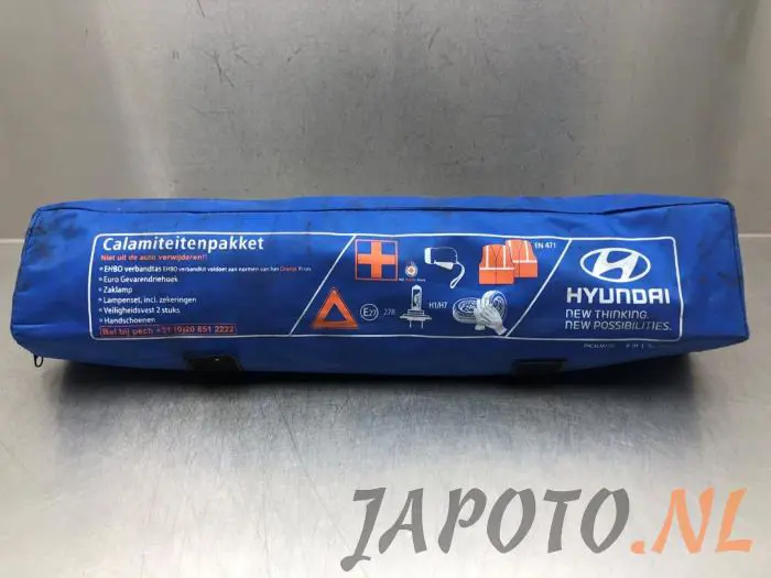 First aid kit Hyundai IX20