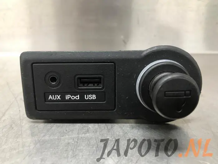 AUX / USB connection Hyundai IX20