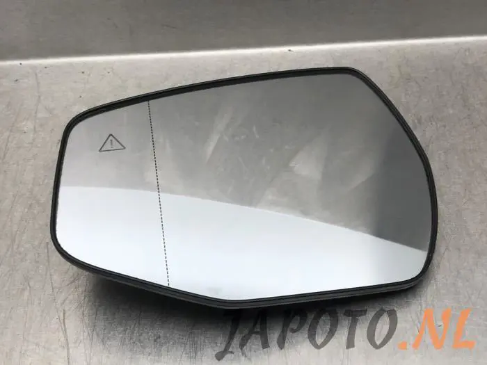 Mirror glass, left Kia Sportage