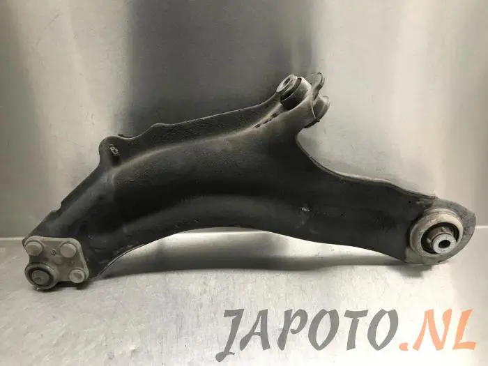 Front lower wishbone, right Nissan Nv250