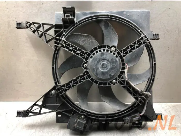 Cooling fans Nissan NV200