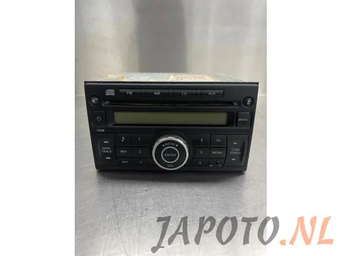 Radio CD player Nissan NV200