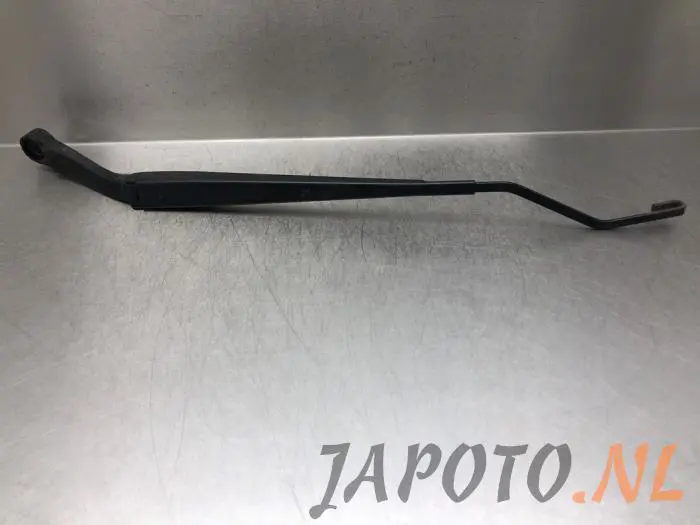 Front wiper arm Nissan NV200