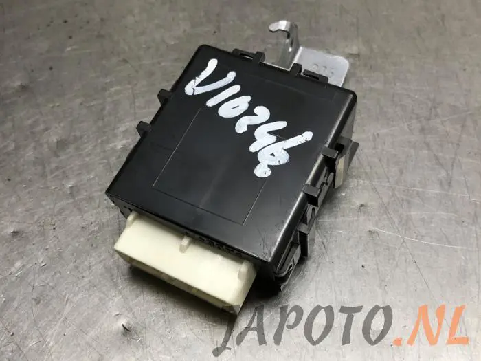 Wiper module Toyota Yaris