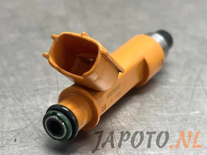 Injector (petrol injection) Daihatsu Materia