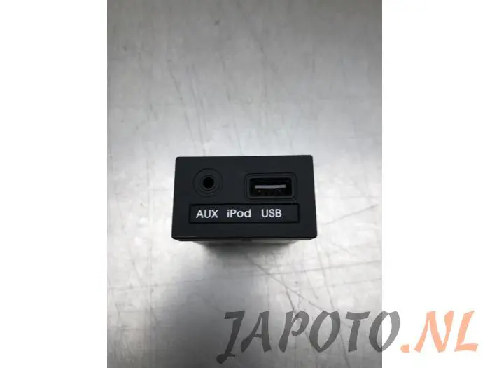 AUX / USB connection Kia Picanto