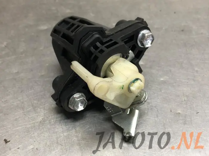 Tailgate switch Toyota Aygo