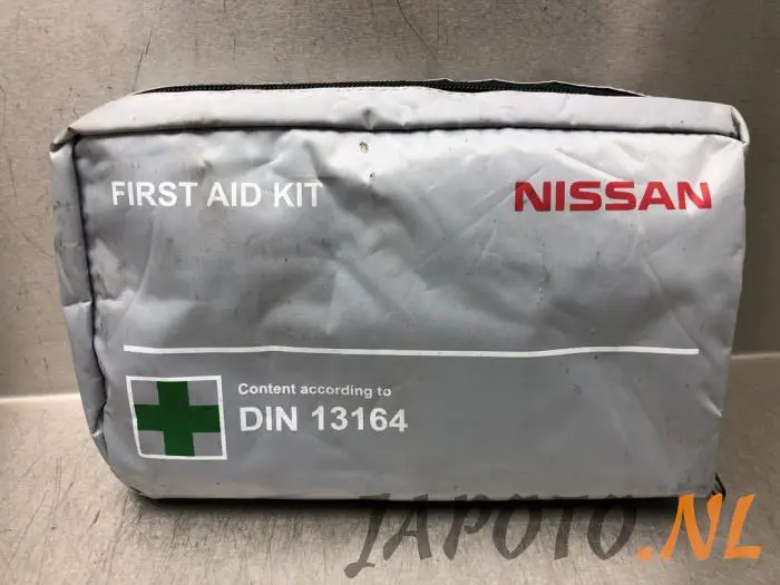 First aid kit Nissan NV200