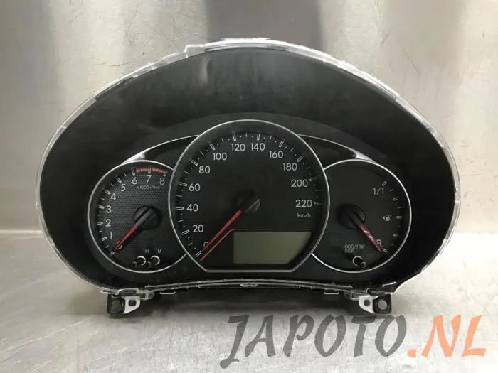 Odometer KM Toyota Verso-S
