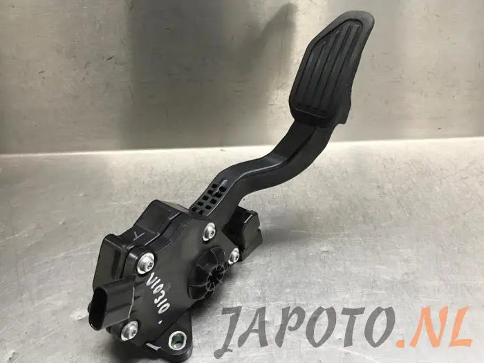 Accelerator pedal Toyota Verso-S