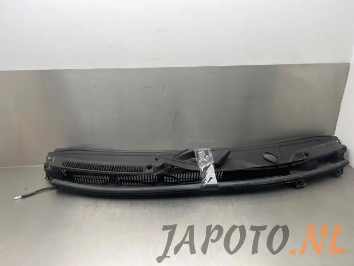 Cowl top grille Toyota Aygo