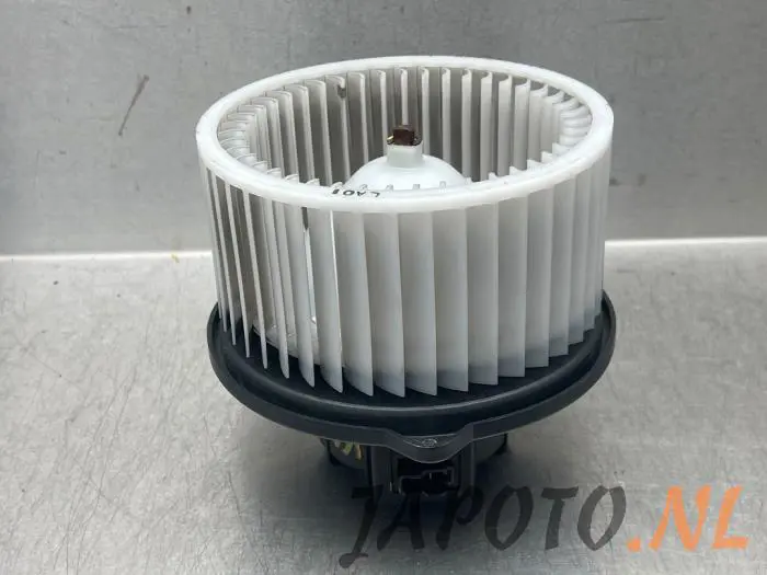 Heating and ventilation fan motor Hyundai Tucson