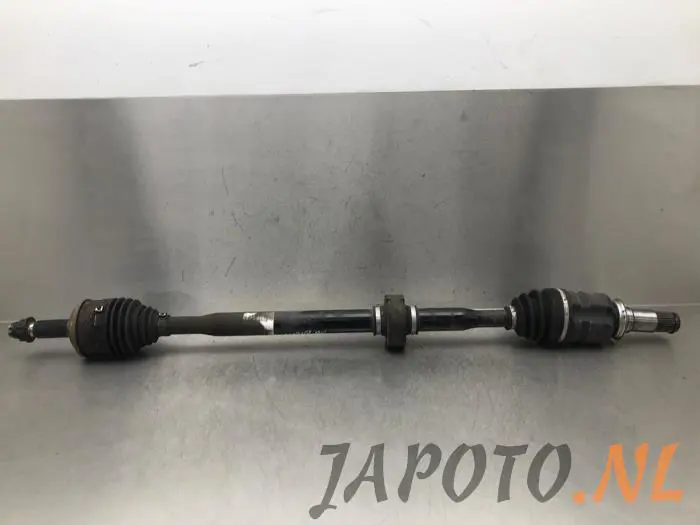 Front drive shaft, right Toyota Auris