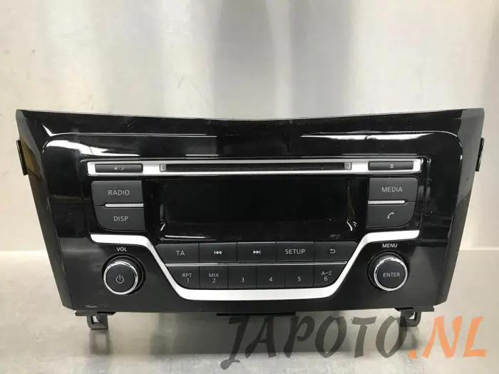 Radio CD player Nissan X-Trail
