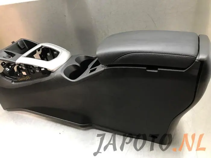 Middle console Nissan Qashqai