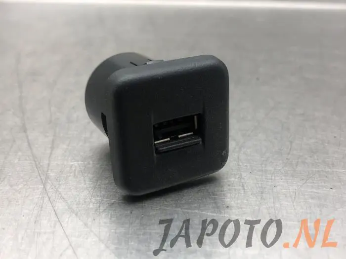 AUX / USB connection Suzuki Swift