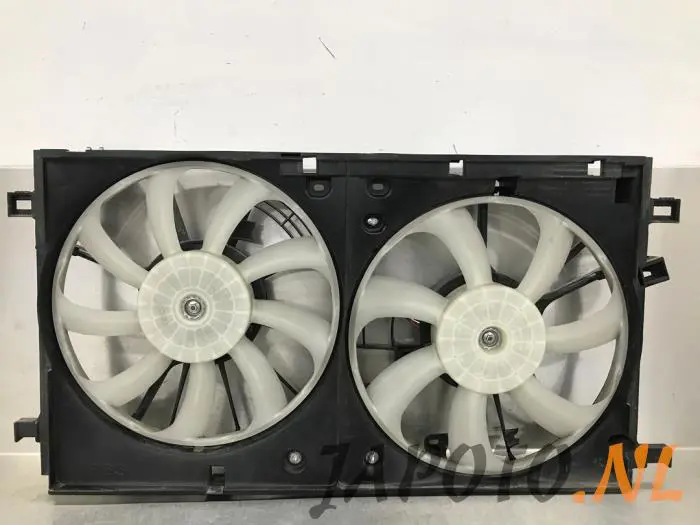 Cooling fans Toyota Prius