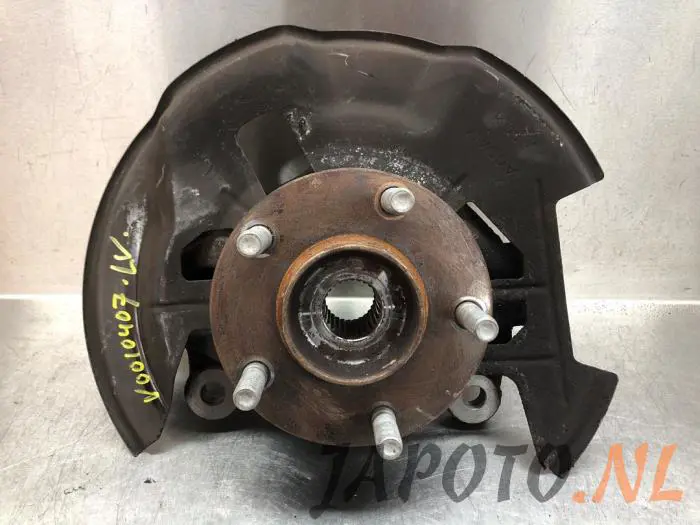 Front wheel hub Mazda CX-3