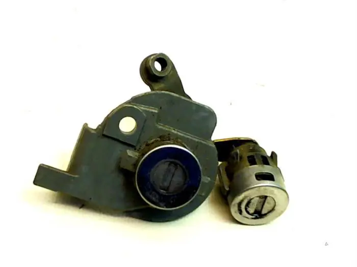 Ignition lock + key Mazda 2.