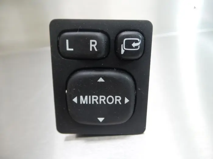 Mirror switch Toyota Urban Cruiser
