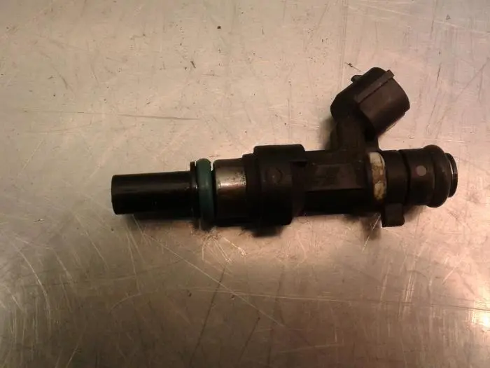 Injector (petrol injection) Nissan Micra