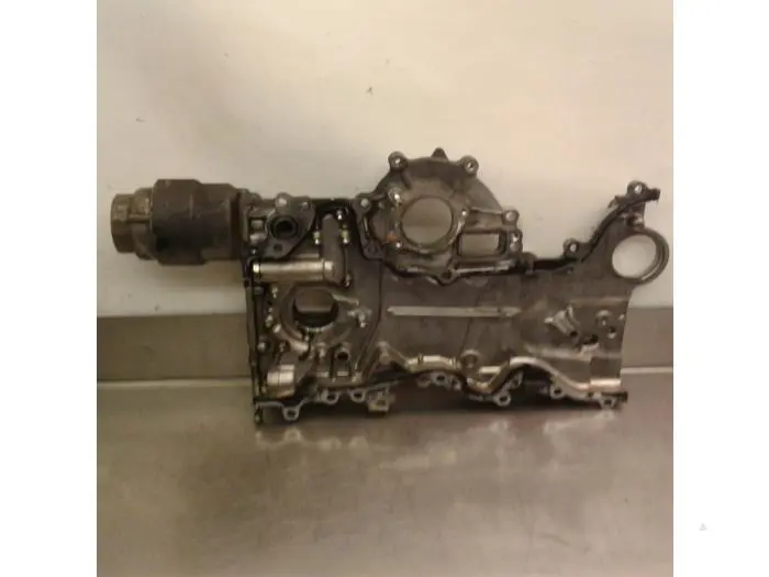 Timing cover Toyota Avensis